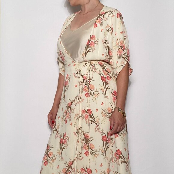 Authentic REFORMATION Floral Kimono Midi WRAP Dress! Medium to Large - Picture 7 of 9